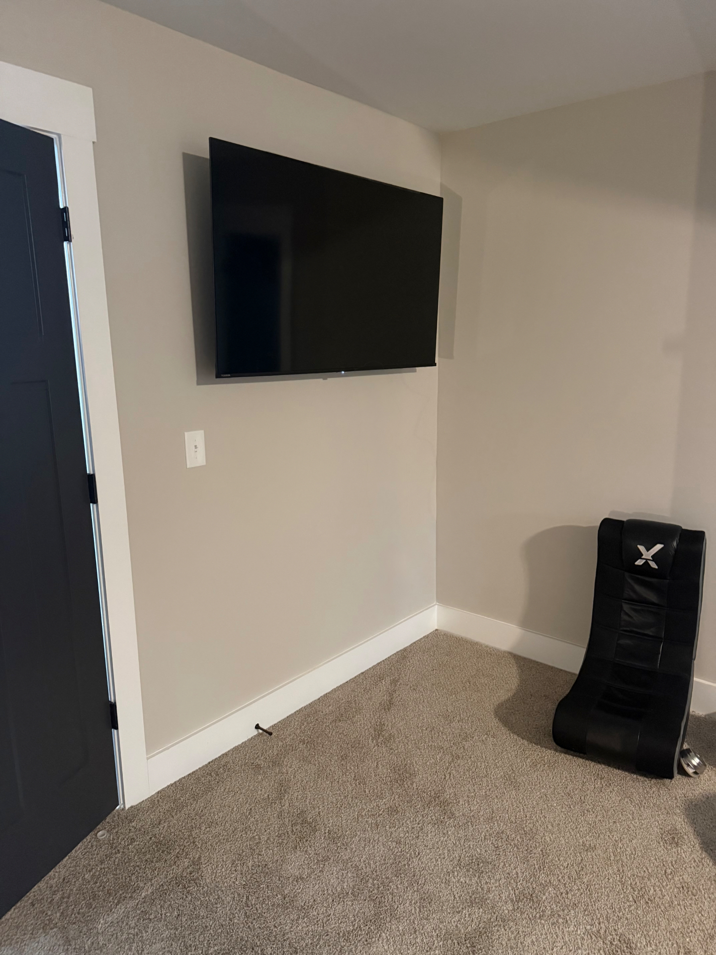 65-inch Fixed TV installation on Drywall in Kingston, GA