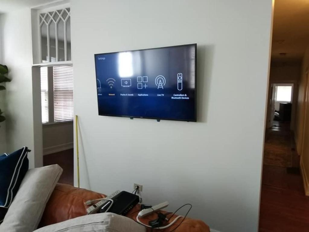 Best TV Mounting Service In Smyrna