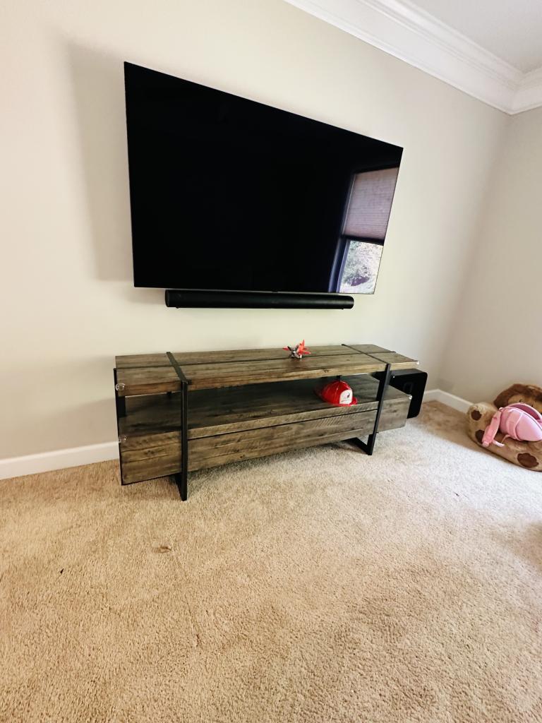 Save Time and Money: Hiring a Professional TV Wall Mount Installer Near Me